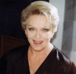 В Баку началась продажа билетов на спектакль с участием Алисы Фрейндлих и Олега Басилашвили