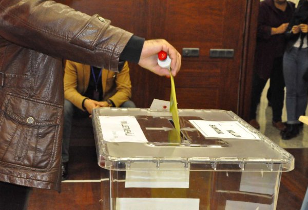 Обнародована предварительная дата проведения "двойных" выборов в Турции