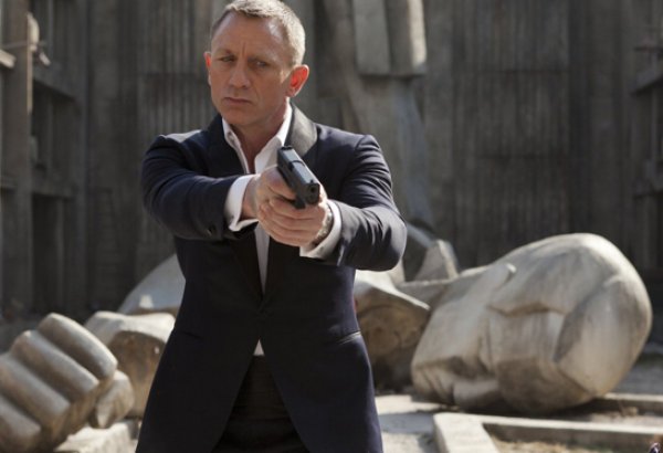 Премьеру нового фильма о Джеймсе Бонде отложили из-за коронавируса