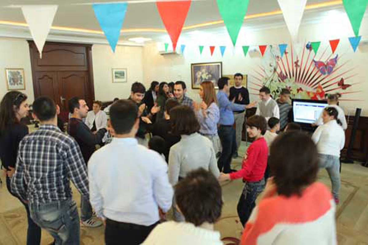 В Баку прошла благотворительная акция "Тепло души детям" (ФОТО)