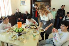 В Баку прошла благотворительная акция "Тепло души детям" (ФОТО)