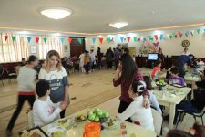 В Баку прошла благотворительная акция "Тепло души детям" (ФОТО)