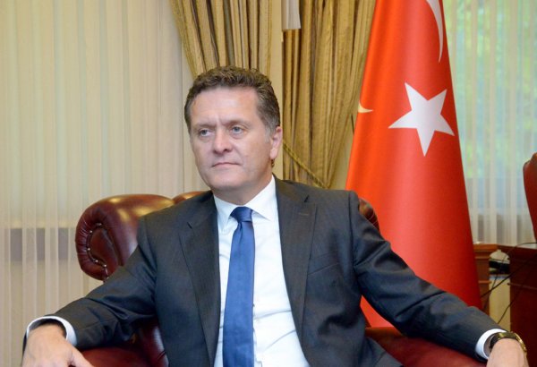 Попытка военного переворота была направлена против государственности Турции - посол 
в Азербайджане