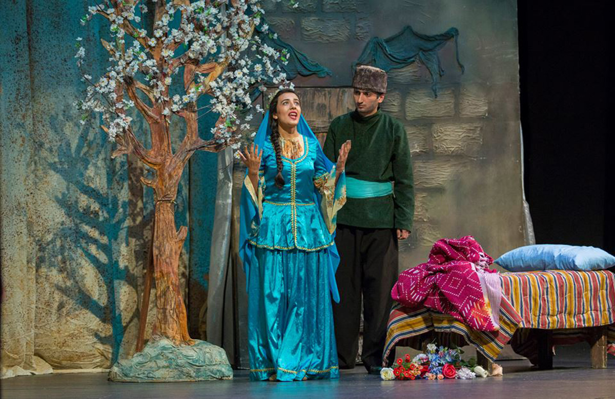 Волонтеры ASAN стали актерами в Гяндже (ФОТО)