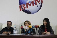 Никаких капризов: Эльнара Халилова показала краски любви (ФОТО, ВИДЕО)