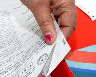 В Азербайджане высокая активность избирателей на парламентских выборах (ФОТО)