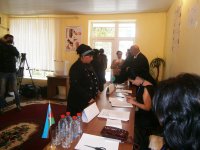 Заключенные голосуют на парламенстких выборах в Азербайджане (ФОТО)