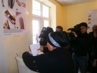 Заключенные голосуют на парламенстких выборах в Азербайджане (ФОТО)