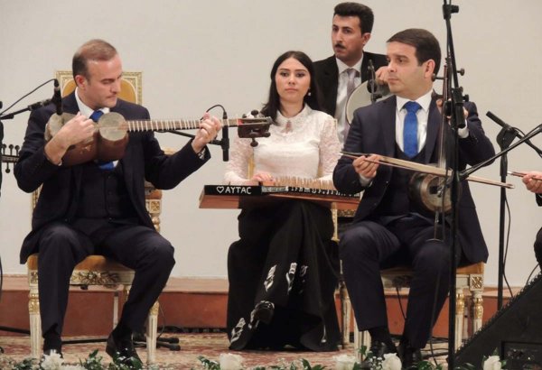 Великий Алиага Вахид - 120: Вечер музыки и поэзии (ФОТО)