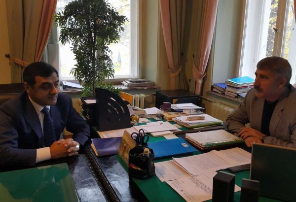 Эльмар Мамедов встретился с главой Союза писателей Украины (ФОТО)