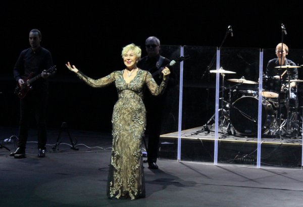 Приезжайте, будет очень жарко! - Любовь Успенская о фестивале в Баку  (ВИДЕО)