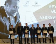 В Центре Гейдара Алиева прошло II общереспубликанское соревнование «Гейдар Алиев и азербайджанская история» (ФОТО)