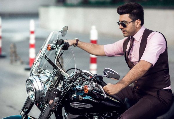 Азербайджанский певец стал байкером (ФОТО,ВИДЕО)