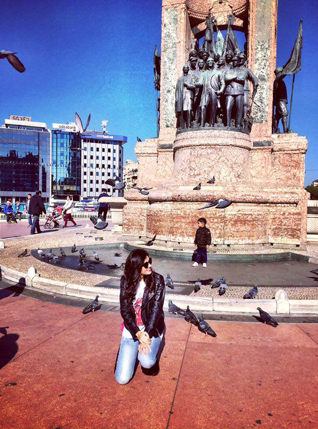 "Мисс Азербайджан" стала лицом крупнейшей строительной компании Турции (ФОТО)