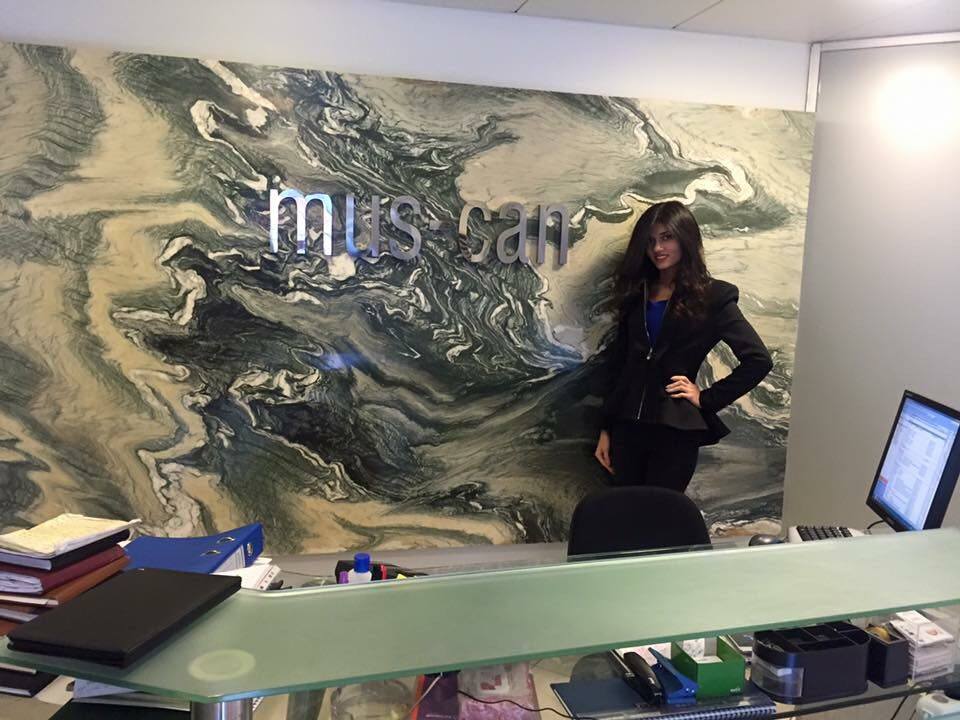 "Мисс Азербайджан" стала лицом крупнейшей строительной компании Турции (ФОТО)