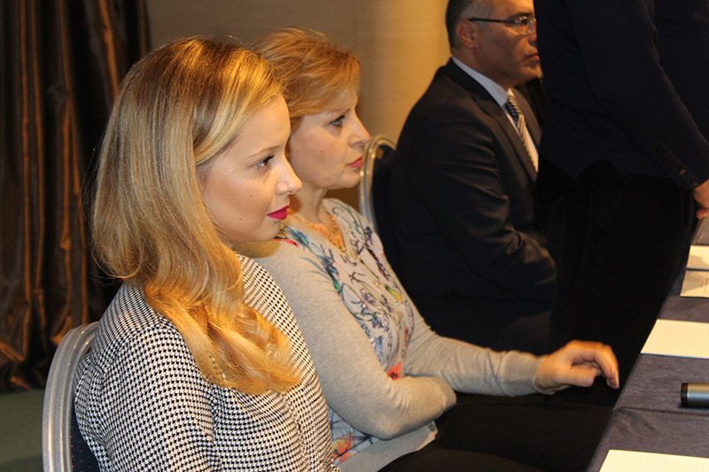 Азербайджанские актеры в Петербурге почтили память жертв трагедии в Египте (ФОТО)