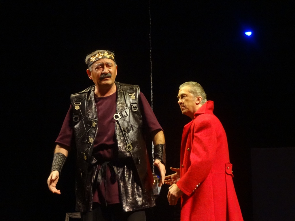 В Баку сожгли одно из семи чудес света (ФОТО)