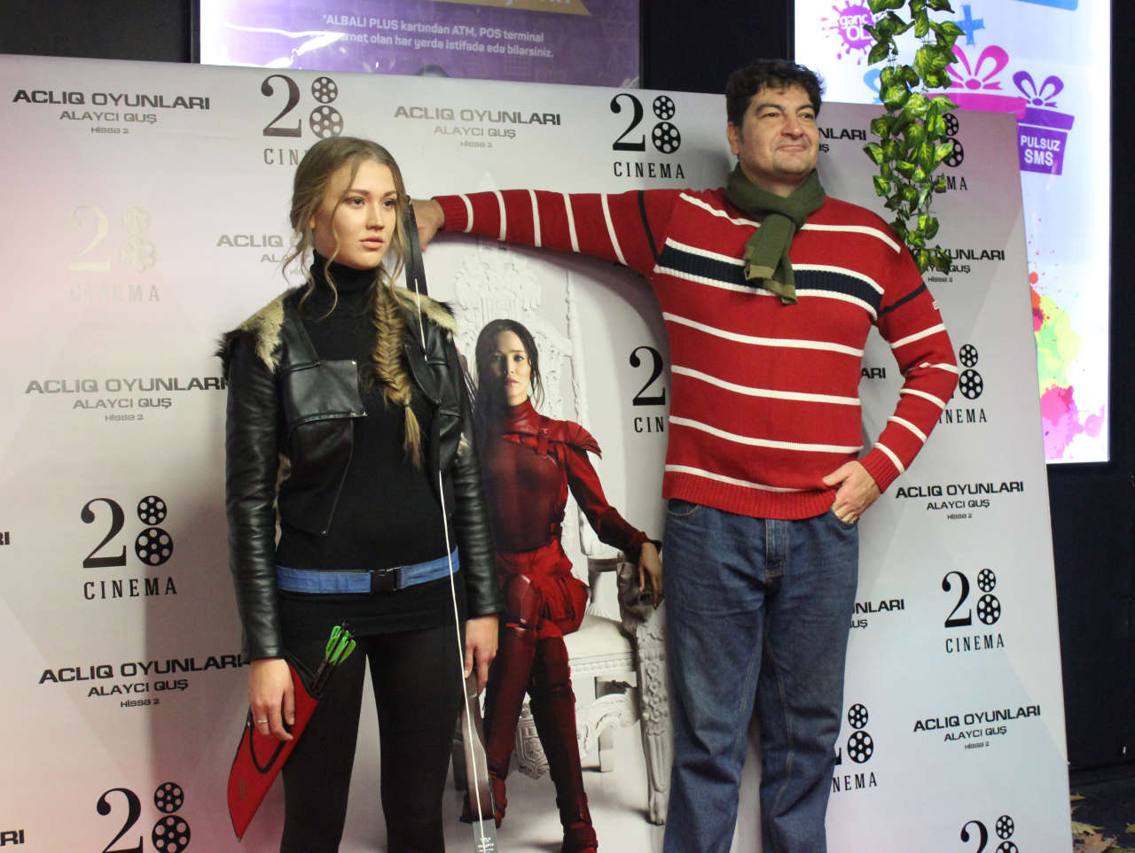 Грандиозная премьера в Баку с участием шоу-звезд: "Голодные игры: Сойка-пересмешница. Часть 2" (ФОТО, ВИДЕО)