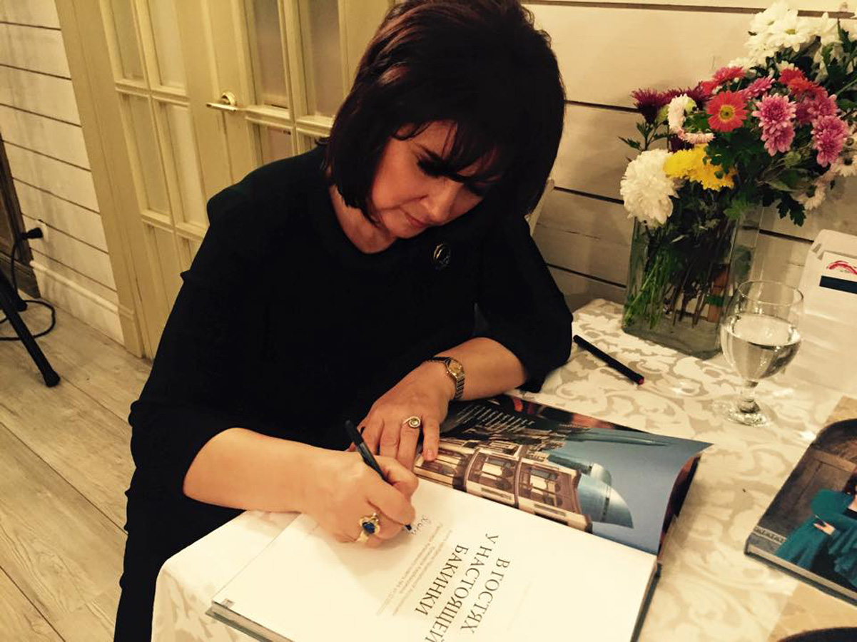 Великолепие азербайджанской кухни в Молдове – "В гостях у настоящей бакинки" (ФОТО)