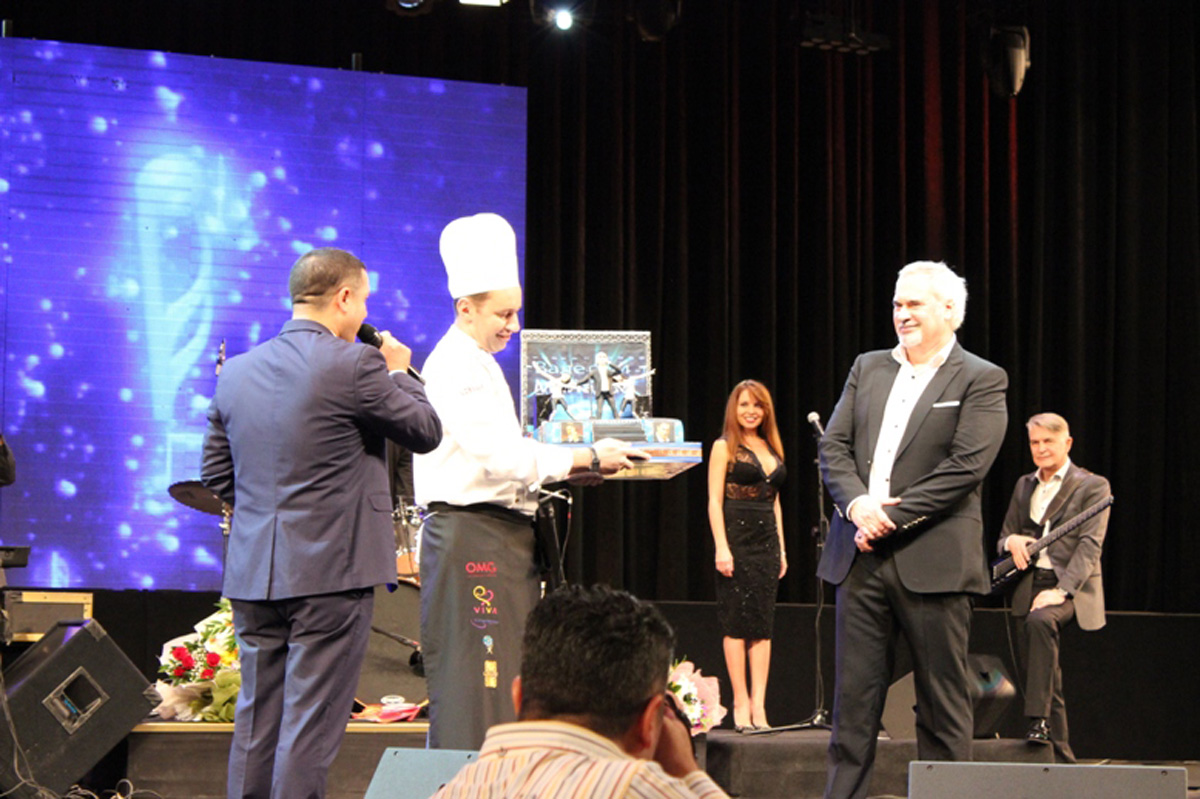 Валерий Меладзе зажег в Баку звезды, или Когда зашкаливают эмоции (ФОТО)