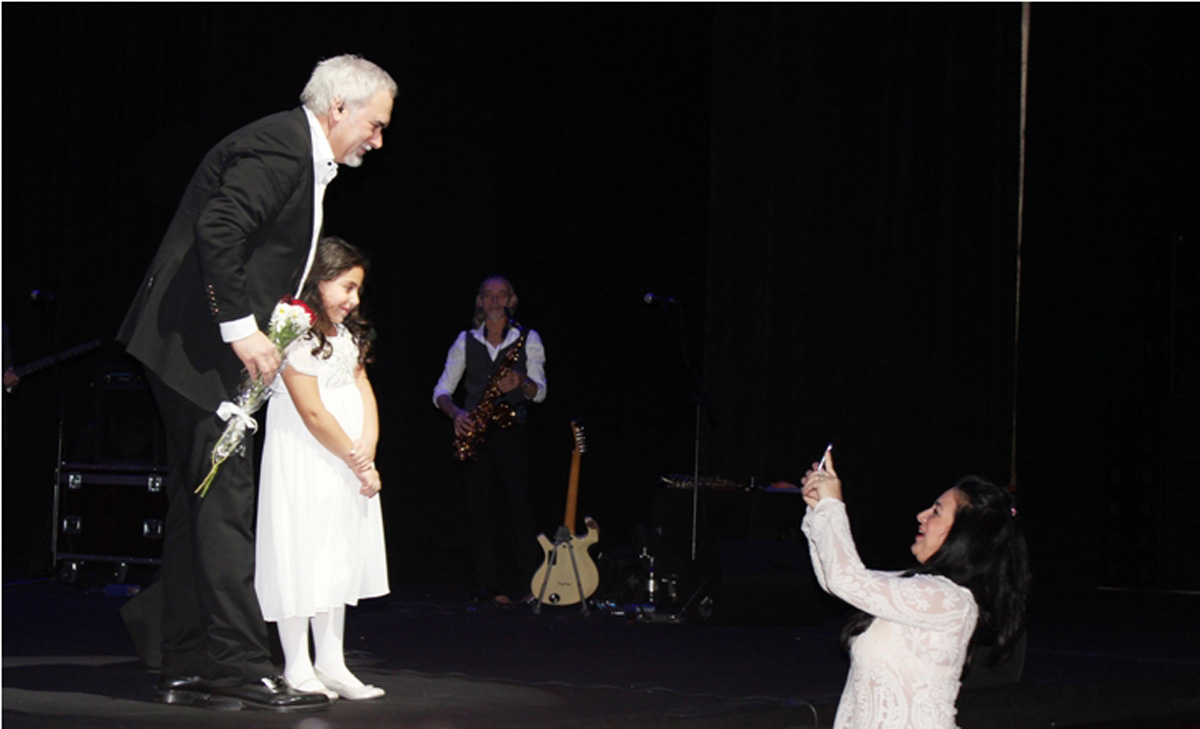 Валерий Меладзе зажег в Баку звезды, или Когда зашкаливают эмоции (ФОТО)