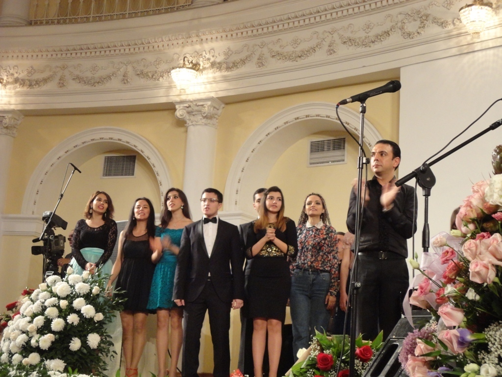 Потрясающий концерт Фидан и Хураман Гасымовых: овации и любимая музыка (ФОТО)