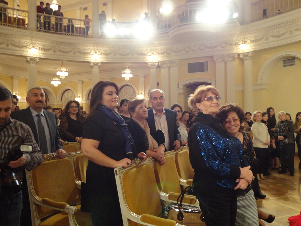 Потрясающий концерт Фидан и Хураман Гасымовых: овации и любимая музыка (ФОТО)