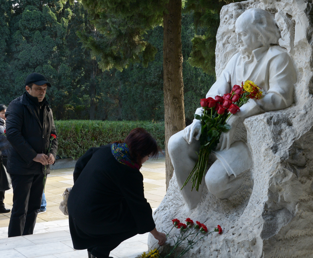 В Баку почтили память выдающегося композитора Фикрета Амирова (ФОТО)