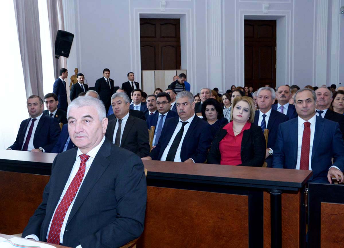 Конституционный суд Азербайджана утвердил результаты парламентских выборов