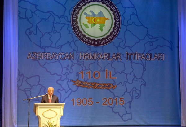 В Азербайджане отметили 110-летие создания профсоюзов (ФОТО)