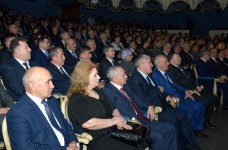 В Азербайджане отметили 110-летие создания профсоюзов (ФОТО)