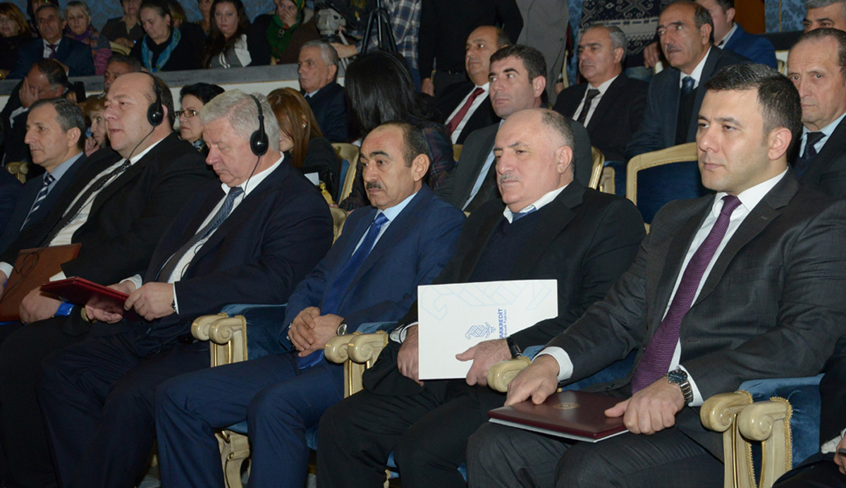 В Азербайджане отметили 110-летие создания профсоюзов (ФОТО)