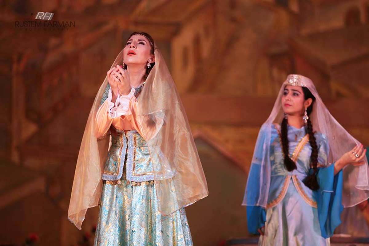 Новый образ Фидан Гаджиевой (ФОТО)