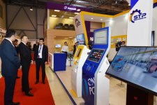 Президент Ильхам Алиев ознакомился с выставкой BakuTel-2015 (ФОТО)
