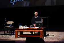 "Свой среди своих" - творческий вечер Никиты Михалкова в Баку (ФОТО)