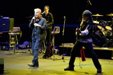 Великолепный концерт Олега Газманова в Баку: "Разрешаю пищать, визжать и топать ногами" (ФОТО)