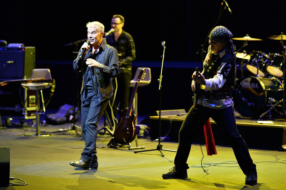 Великолепный концерт Олега Газманова в Баку: "Разрешаю пищать, визжать и топать ногами" (ФОТО)