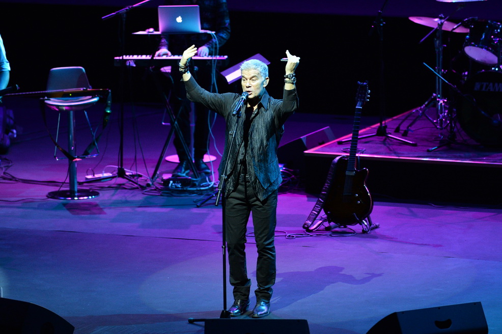 Великолепный концерт Олега Газманова в Баку: "Разрешаю пищать, визжать и топать ногами" (ФОТО)