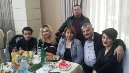 В Баку интеллигенция провела благотворительный вечер "Зимние радости" (ФОТО)