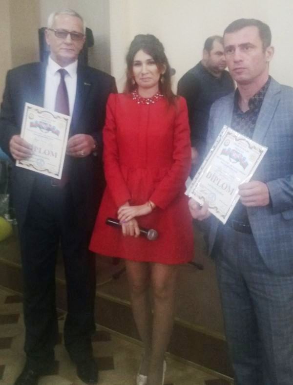 В Баку интеллигенция провела благотворительный вечер "Зимние радости" (ФОТО)