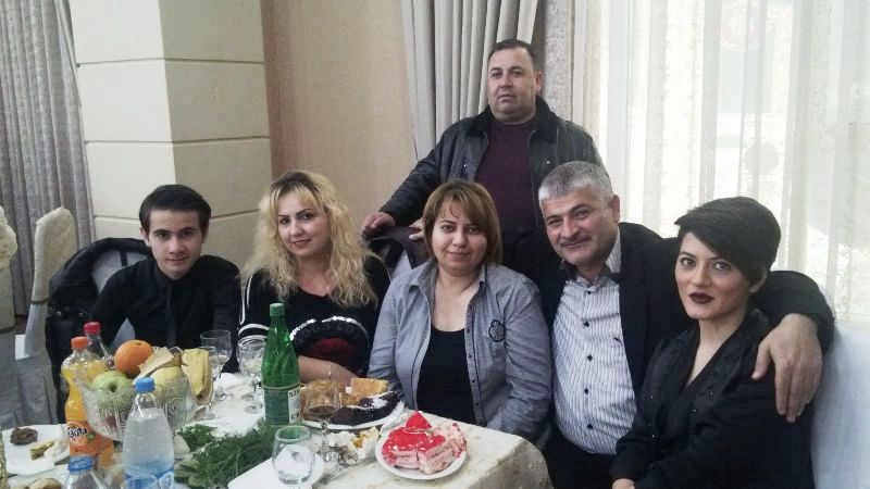 В Баку интеллигенция провела благотворительный вечер "Зимние радости" (ФОТО)