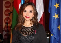 Стихия огня и энергетика мира - Лейла из Риги покоряет Баку (ФОТО)