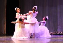 Дни Москвы в Баку: Зажигательный концерт победителя "Голоса" Сергея Волчкова (ФОТО)