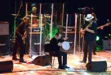 В Центре Гейдара Алиева прошел потрясающий концерт звезды Голливуда Стивена Сигала (ФОТО)