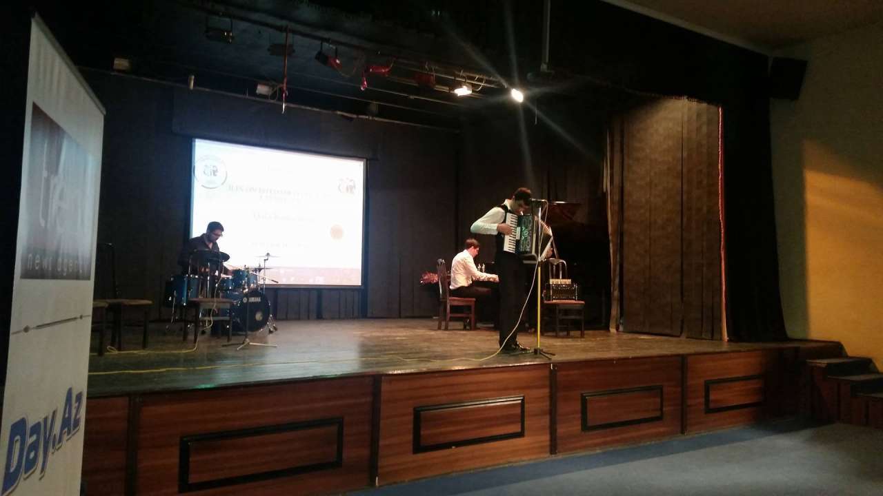 В Баку прошел гала-вечер "Самая талантливая молодежь года" (ФОТО)