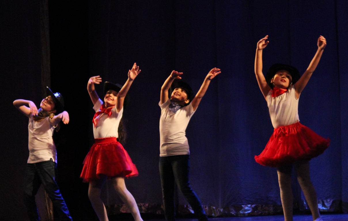 Дни Москвы в Баку: Зажигательный концерт победителя "Голоса" Сергея Волчкова (ФОТО)