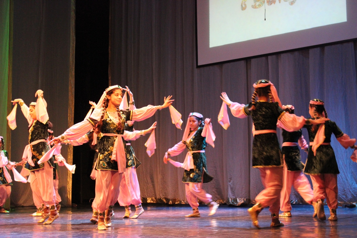 Дни Москвы в Баку: Зажигательный концерт победителя "Голоса" Сергея Волчкова (ФОТО)