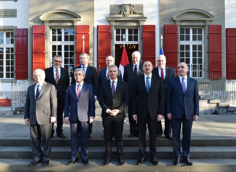 В Берне прошла встреча президентов Азербайджана и Армении