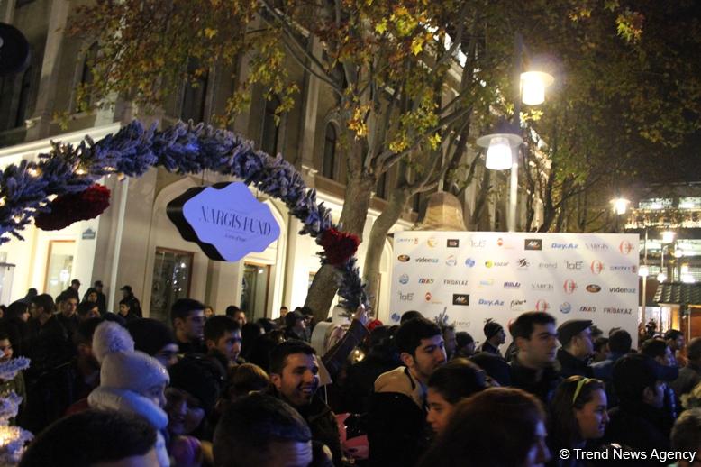 EMIN выступил с концертом на благотворительной ярмарке "Холодные руки - горячее сердце" (ФОТО)