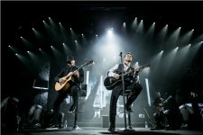 EMIN презентовал новый клип "8 в падении" (ВИДЕО,ФОТО)